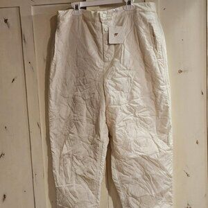 New Fabletics Quilted Pants XL - Womens - Cream/Ivory